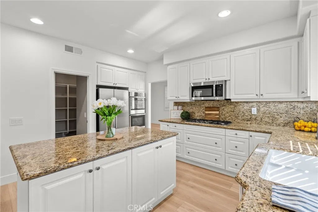 Additional image 93 of 27605 Harwick Pl, Valencia, CA 91354