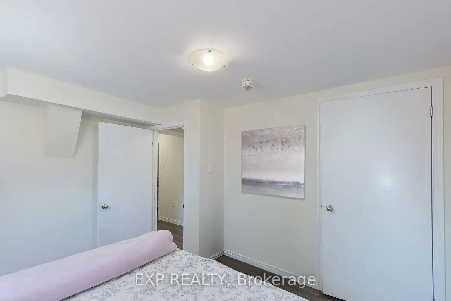 Additional image 10 of 2 Roslyn Road