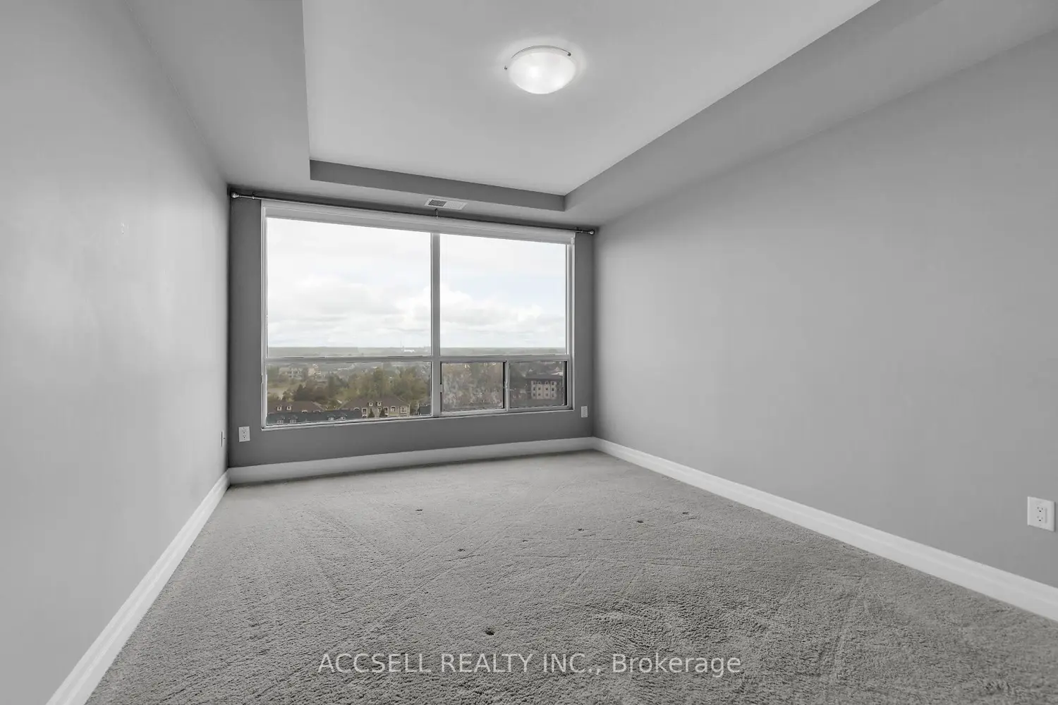 Additional image 9 of 260 Villagewalk Boulevard 902