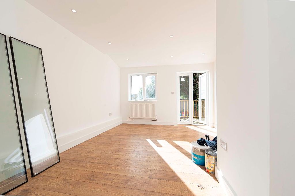 Additional image 8 of 2 bed terraced house to rentPritchard Street, Treharris CF46