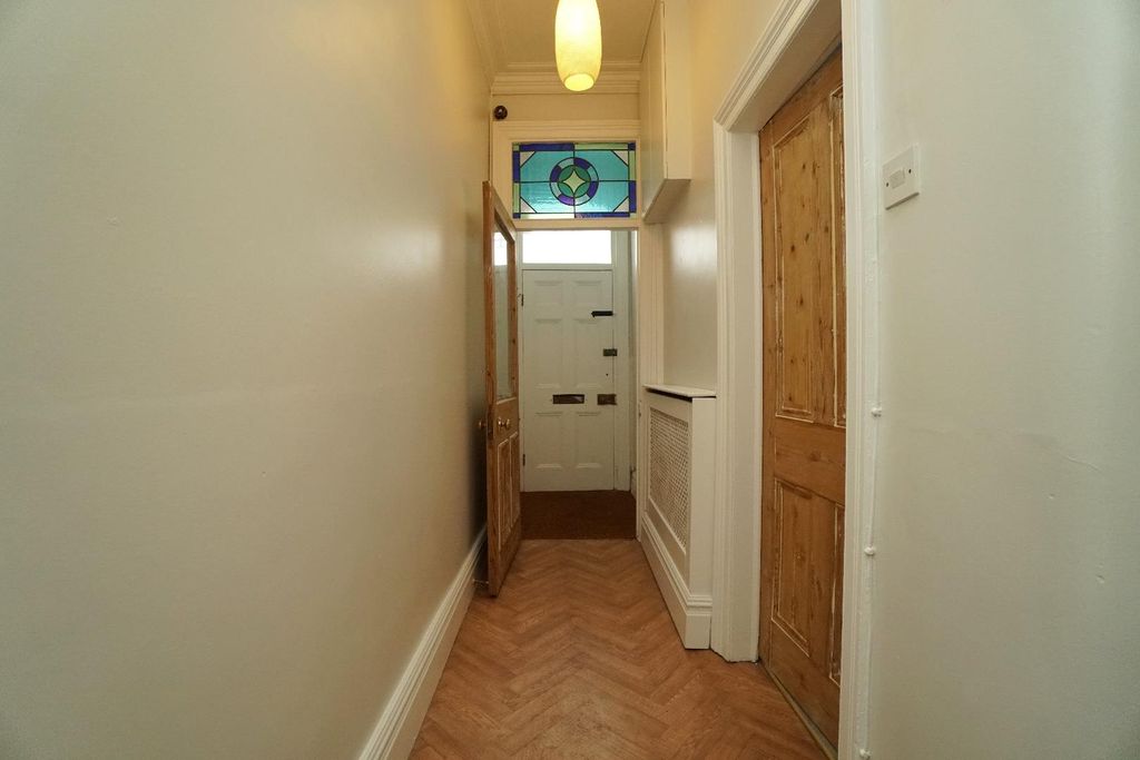 Additional image 7 of 4 bed terraced house to rentSt. Olaves Road, Off Bootham, York YO30
