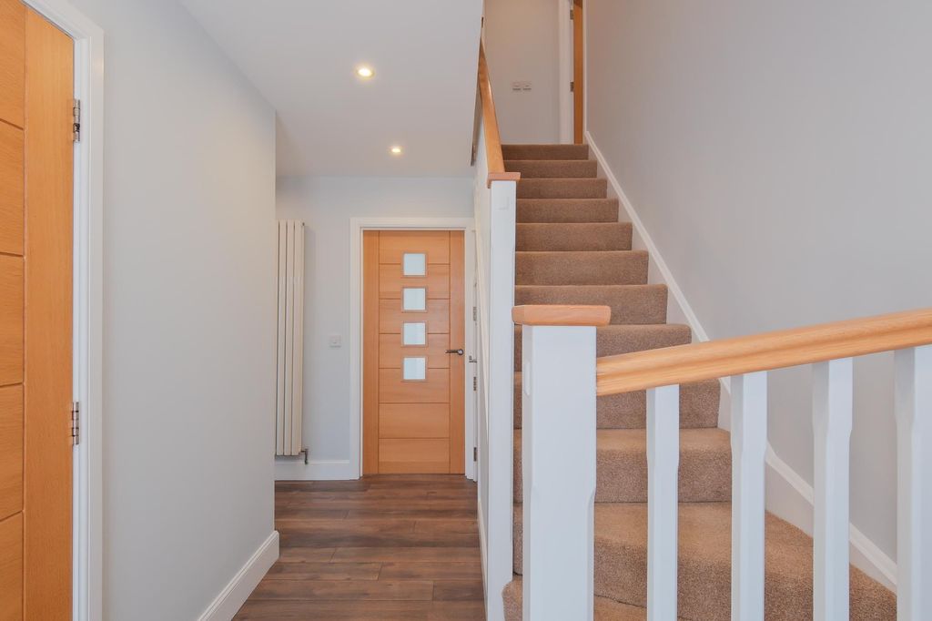 Additional image 20 of 4 bed detached house to rent44 Kilncadzow Road, Carluke ML8