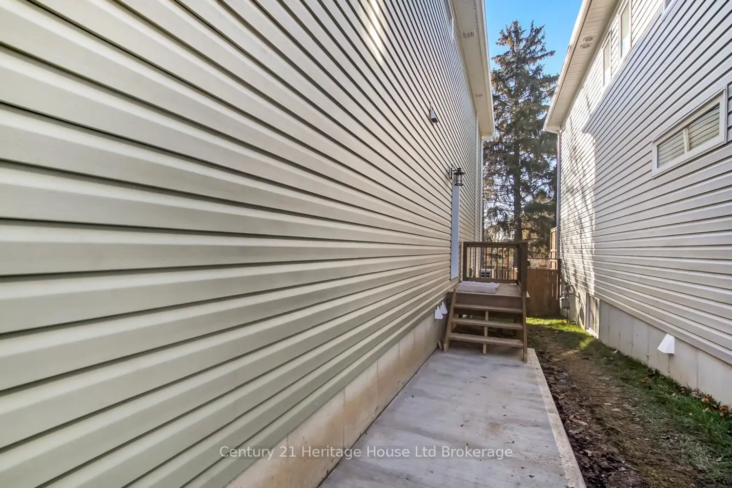 Additional image 15 of 846 Water Street