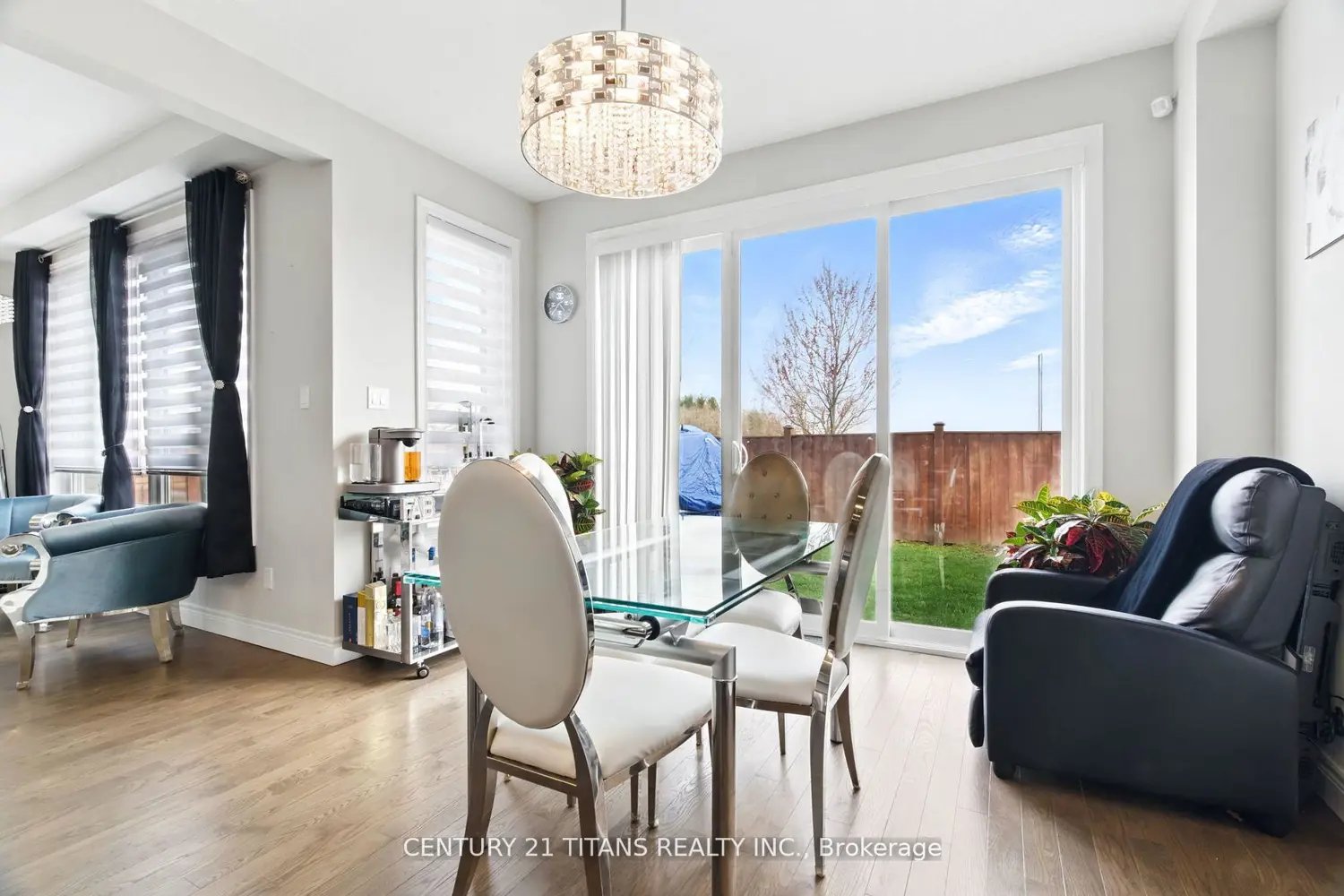 Additional image 10 of 2 Sparrow Crescent