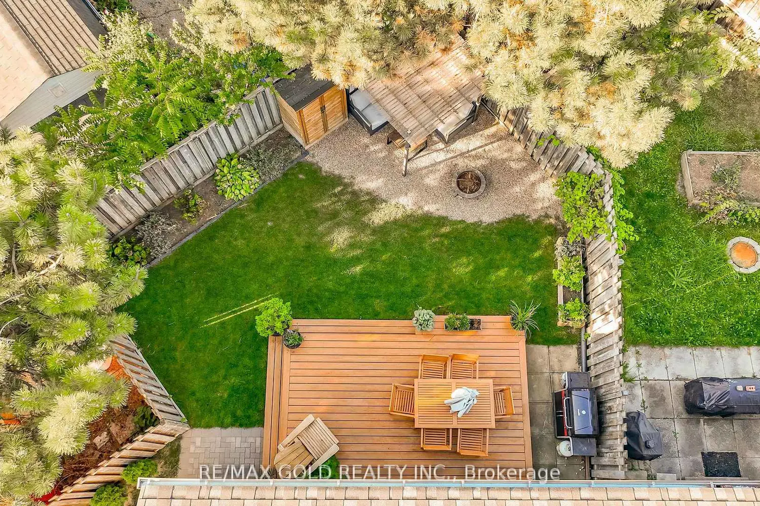 Additional image 19 of 18 Juliette Square