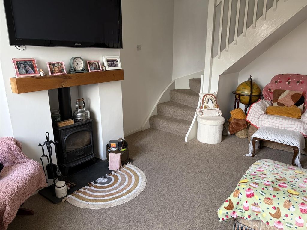 Additional image 2 of 2 bed terraced house to rentSt. Annes Crescent, Undy, Caldicot NP26