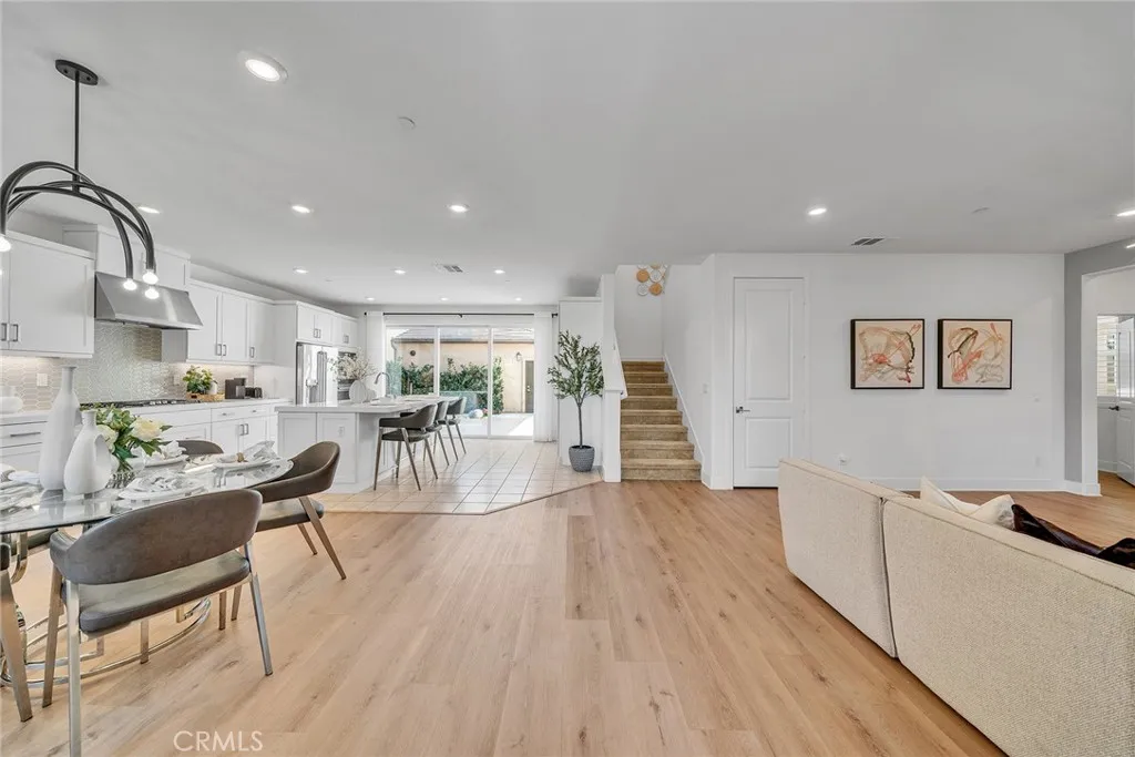 Additional image 10 of 293 Lynx, Irvine, CA 92618