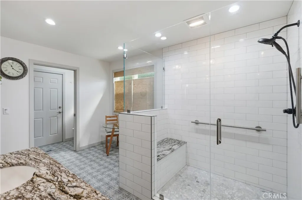 Additional image 97 of 5640 E Parkcrest St, Long Beach, CA 90808