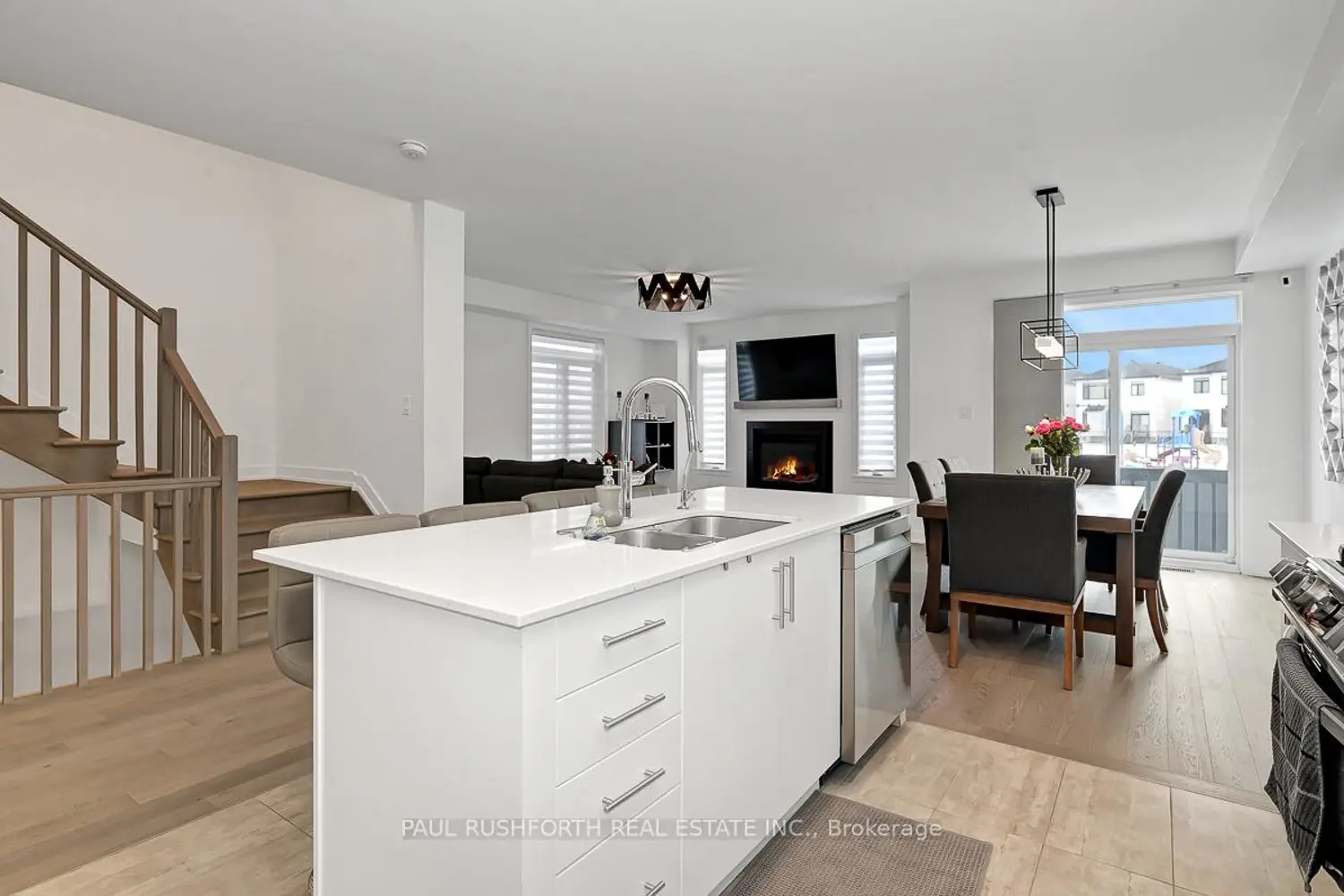 28 Mendoza Way photo 4