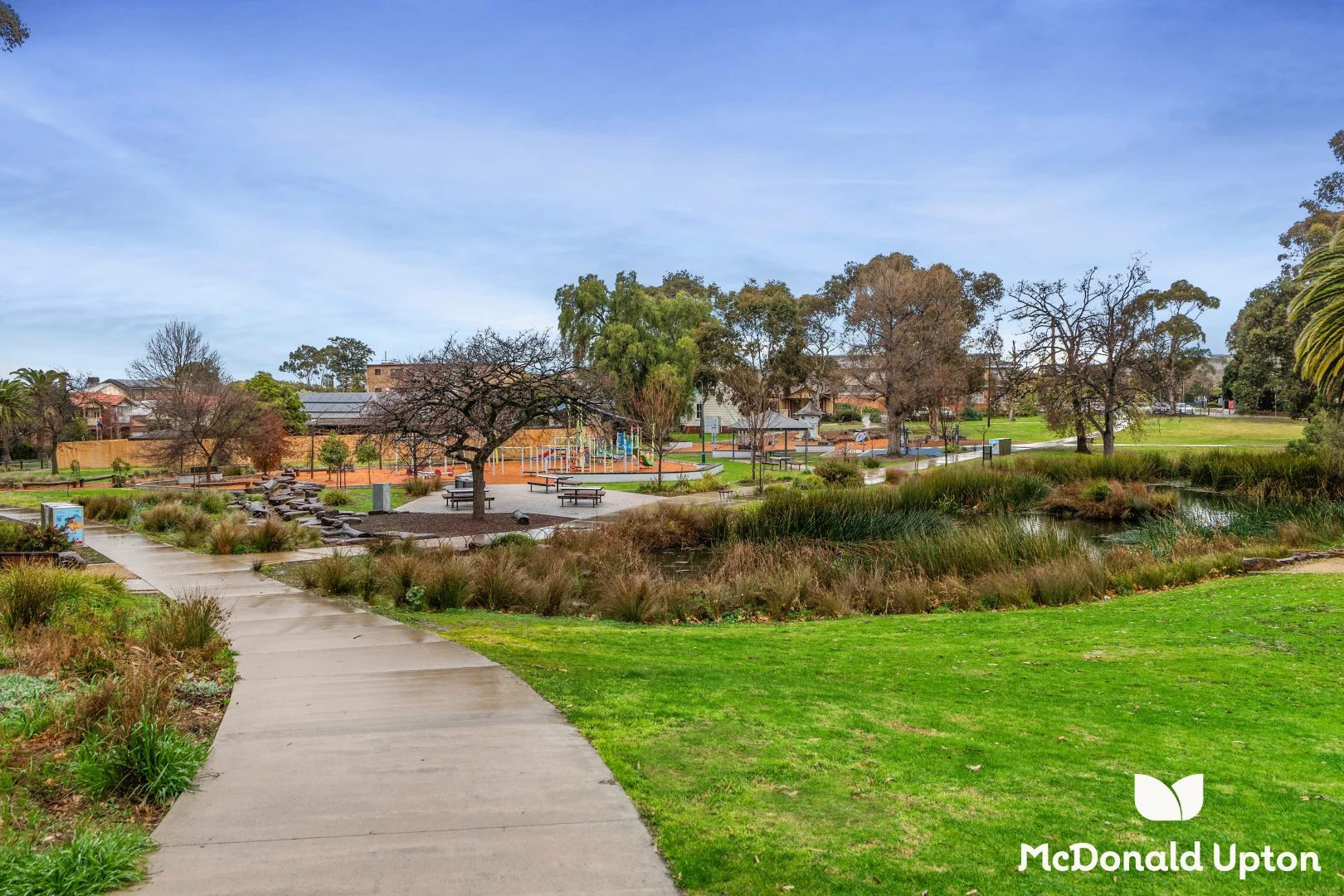 Additional image 15 of 220 Woodland Street, Strathmore VIC 3041