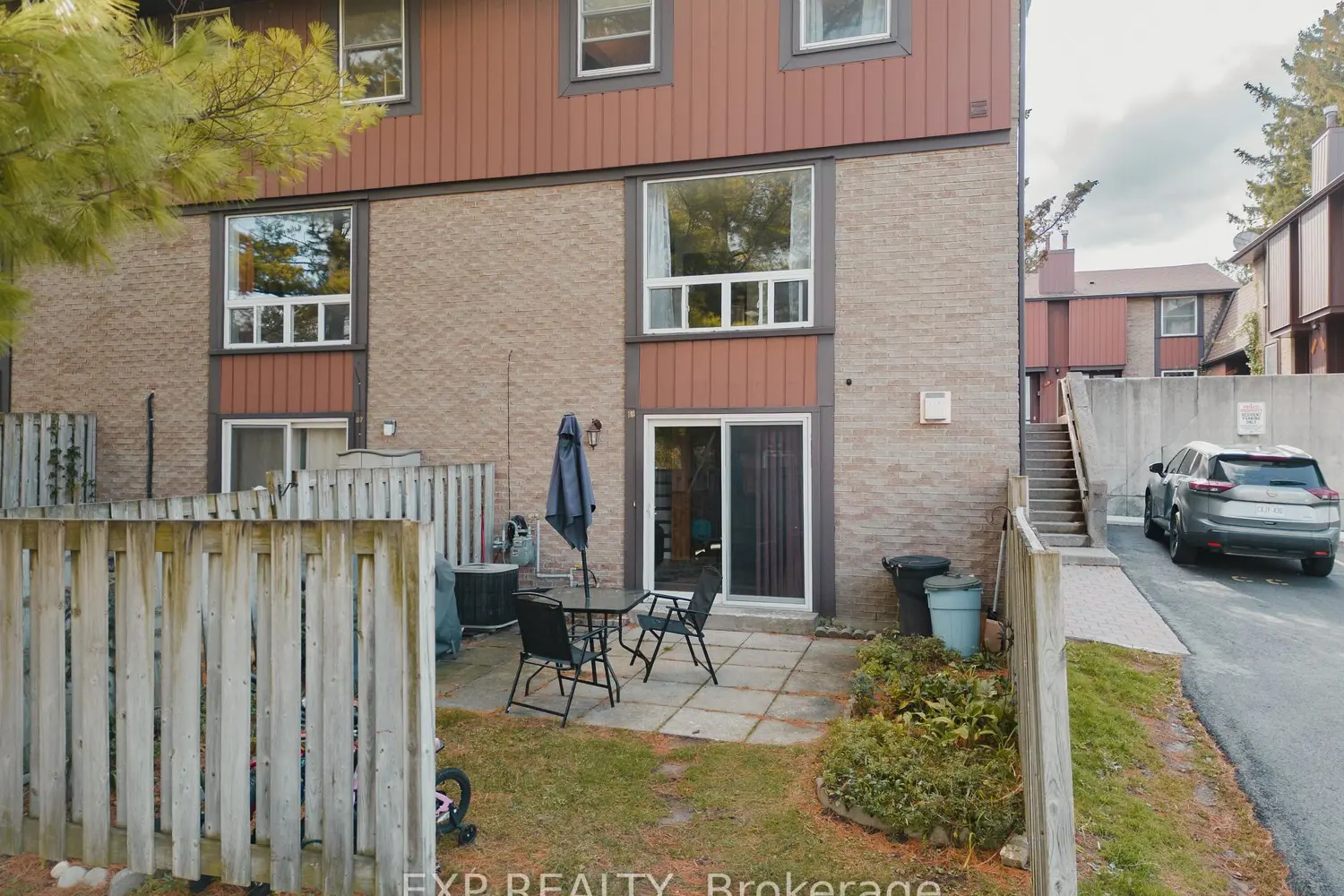 Additional image 15 of 539 Willow Road 69