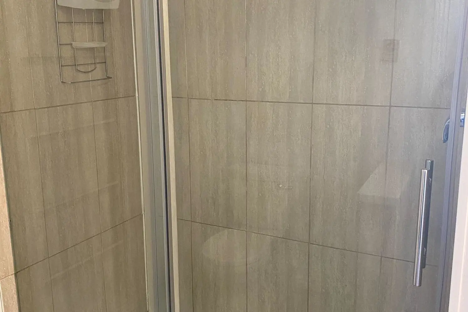 Additional image 16 of 612 Romaine Street