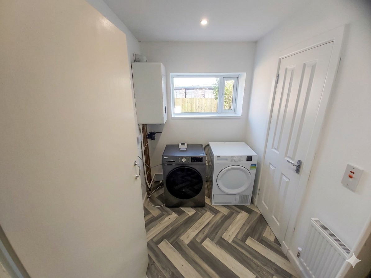 Additional image 11 of 4 Bed Semi-Detached House, Carmyle Avenue, G32, N1 7GU
