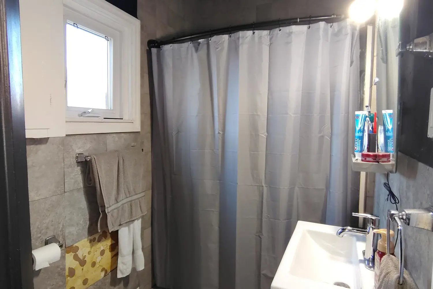 Additional image 5 of 304 West Scugog Lane