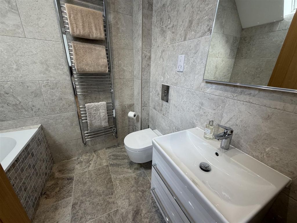 Additional image 27 of 5 bed town house to rentClayport Street, Alnwick NE66