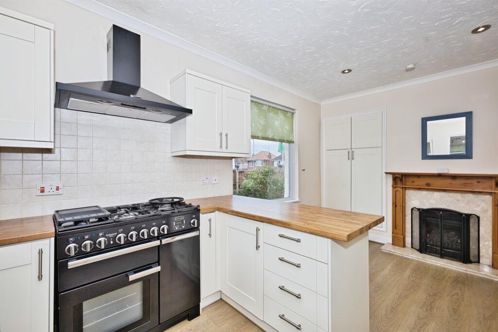 Additional image 2 of Ilchester Road, YEOVIL