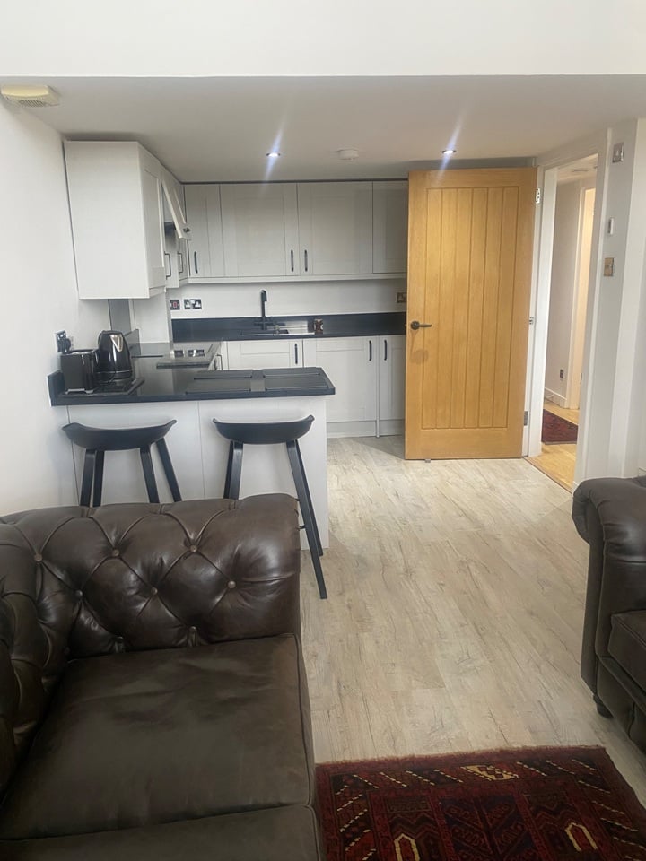 Additional image 8 of 3 Bed Flat, Room In, EH8, N1 7GU