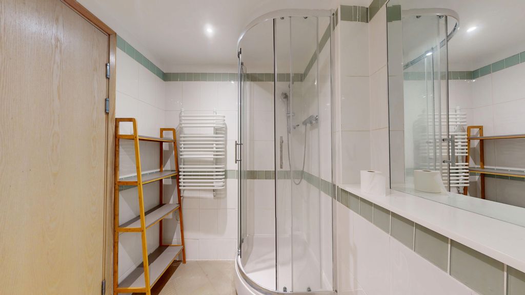 Additional image 9 of 3 bed penthouse to rentThe Lion Brewery, Oxford OX1