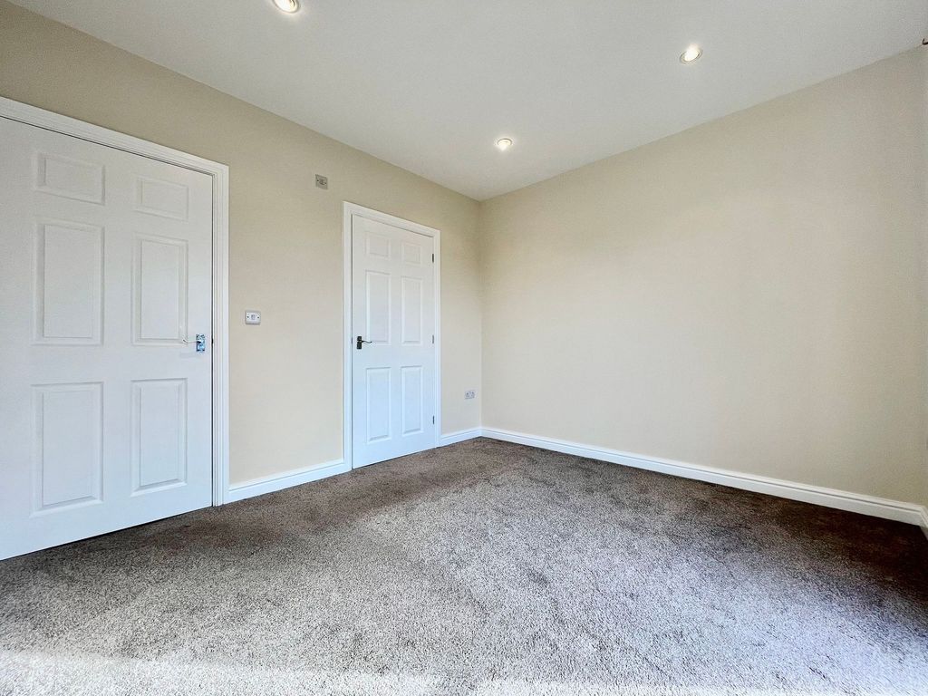 Additional image 16 of 2 bed flat to rentChepstow Road, Newport NP19