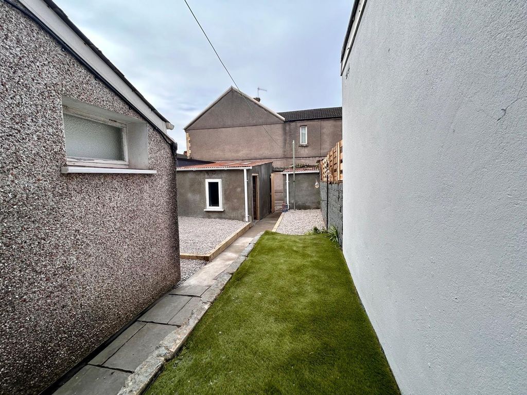 Additional image 14 of 4 bed terraced house to rentTydraw Street, Port Talbot SA13
