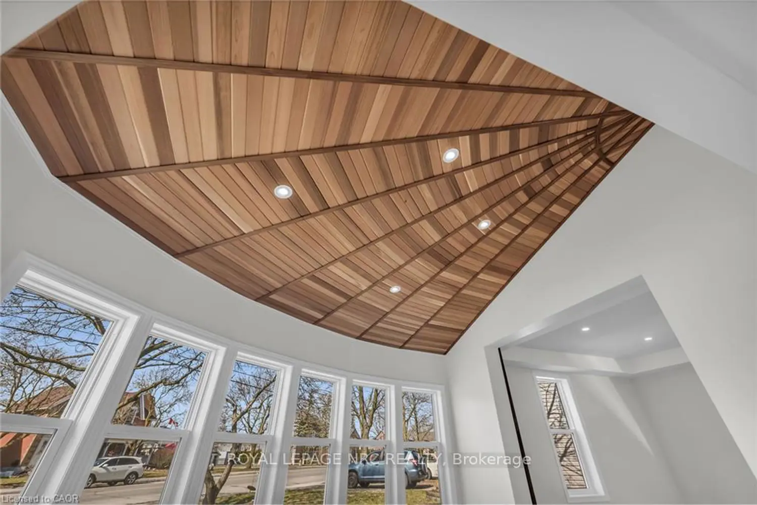 Additional image 9 of 2076 Main Street