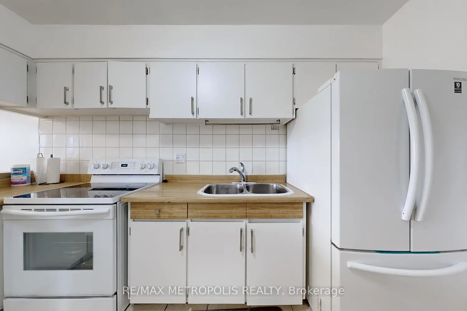 Additional image 17 of 10 Martha Eaton Way 713