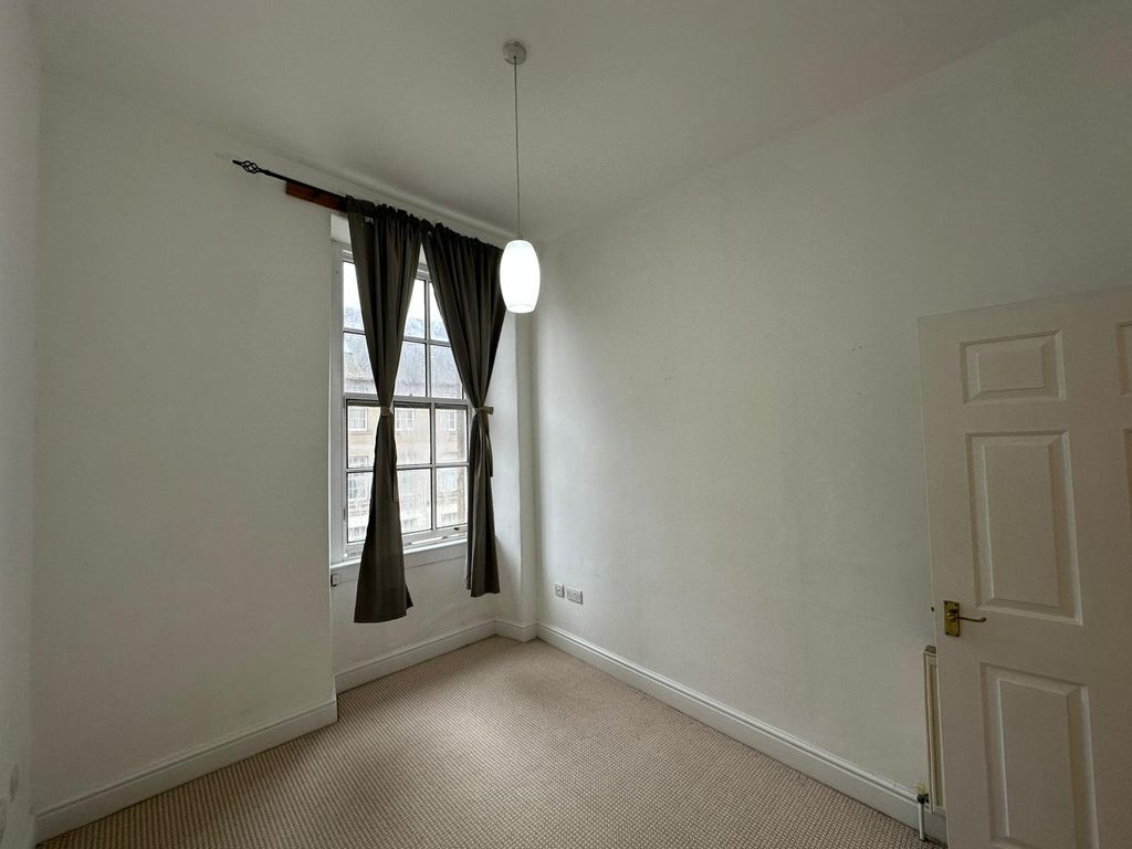 Additional image 14 of 3 bed flat to rent7B, Charlotte Street, Perth PH1