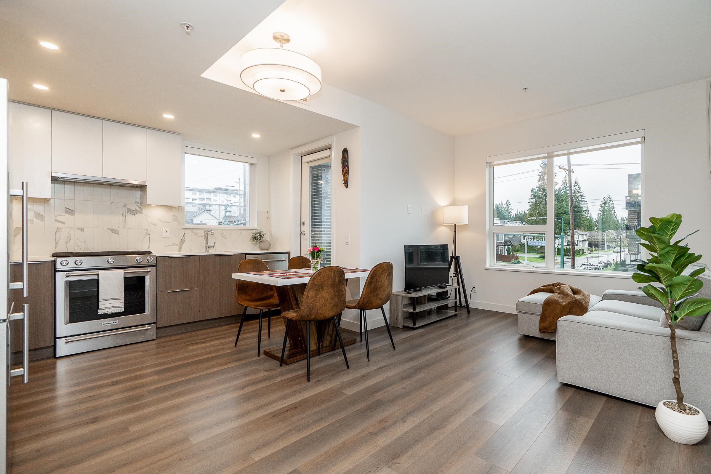 304-645 Como Lake Avenue, Coquitlam, BC, V3J 0N9