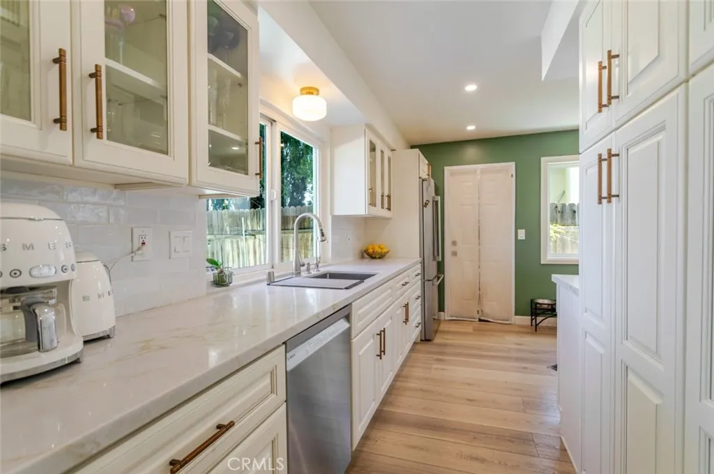 Additional image 21 of 19707 Green Mountain Drive, Newhall, CA 91321