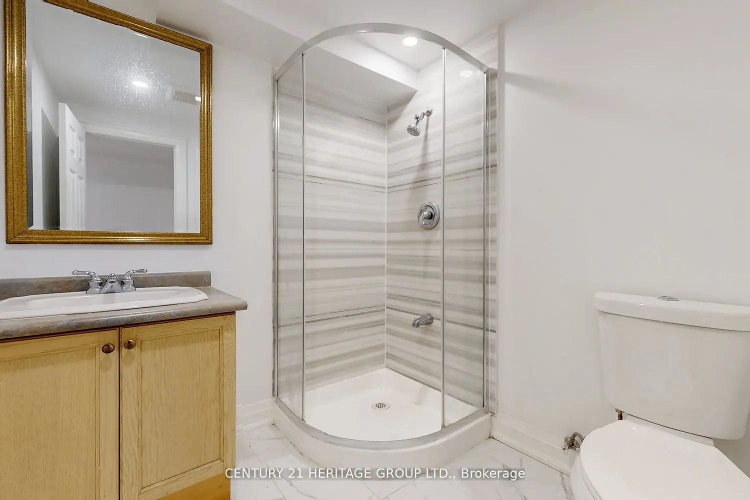 Additional image 17 of 10 Cherry Blossom Lane