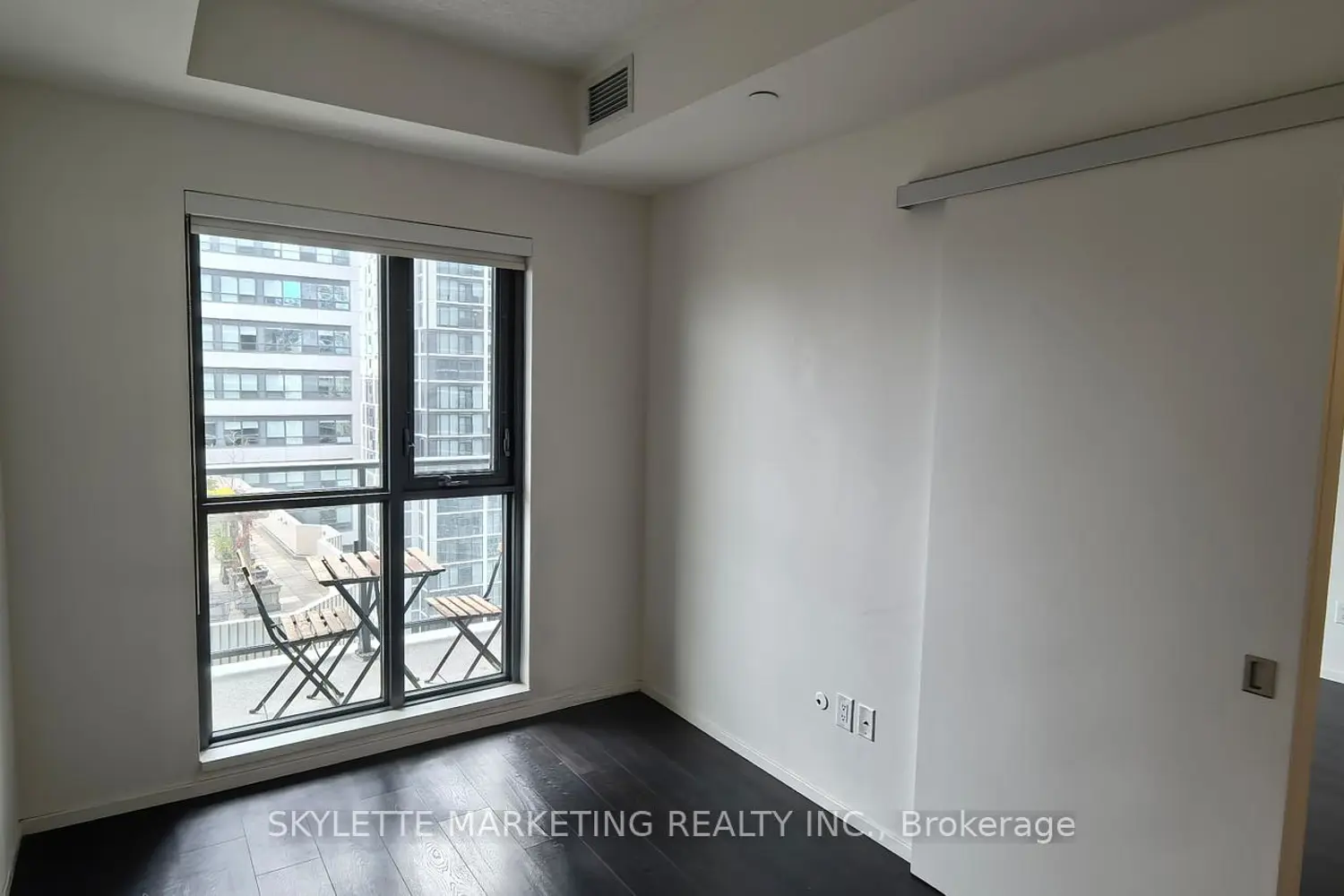 Additional image 14 of 159 Dundas Street 1503
