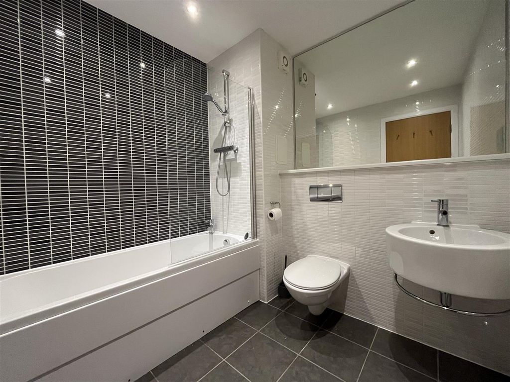 Additional image 15 of 3 bed flat to rentMonart Road, Perth PH1