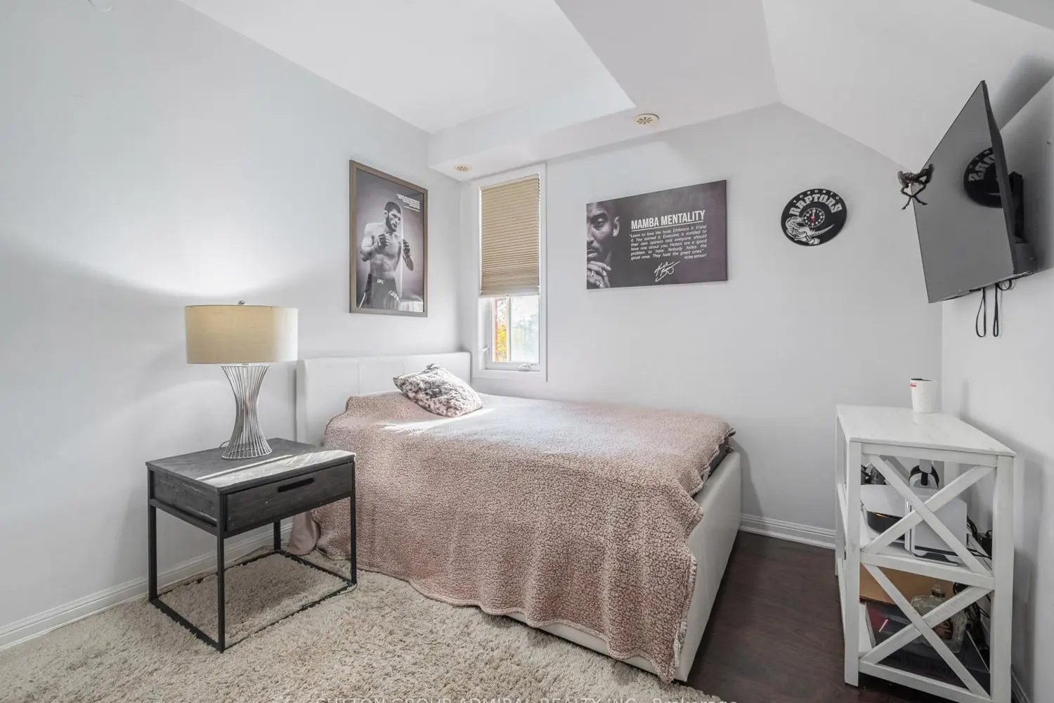 Additional image 13 of 9589 Keele Street 206