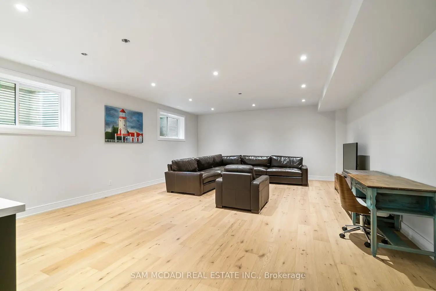 Additional image 15 of 39 Oakwood Avenue