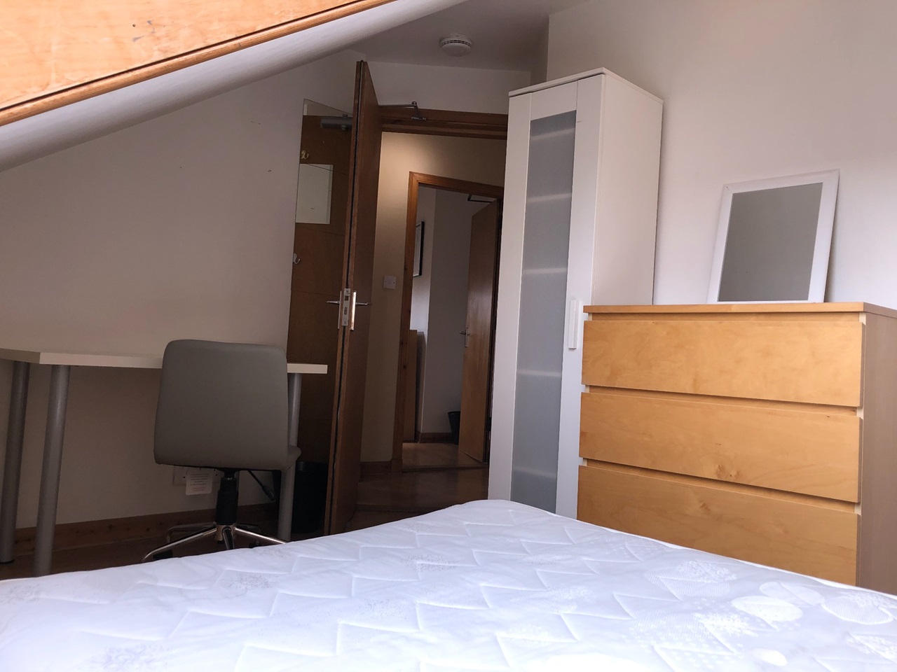 Additional image 9 of 5 Bed Flat, Crighton Place, EH7, N1 7GU