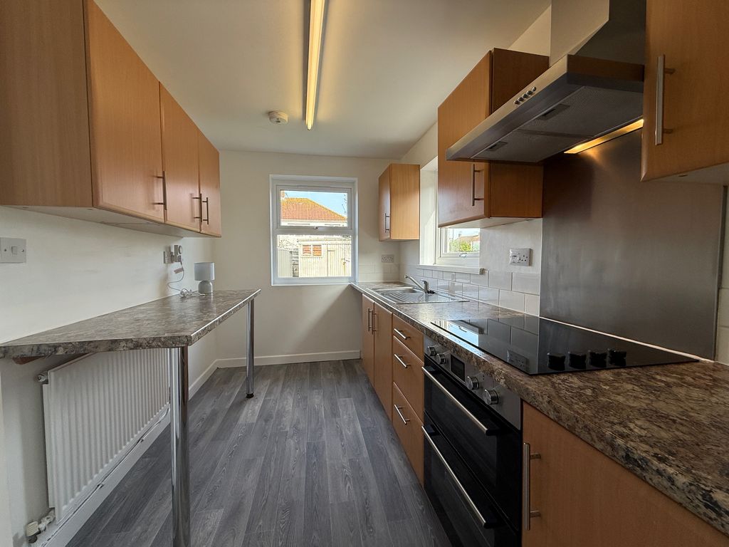 Additional image 4 of 3 bed semi-detached house to rentBach Road, Port Talbot SA12