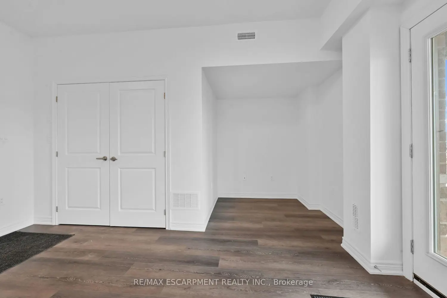 Additional image 13 of 120 Court Drive 35