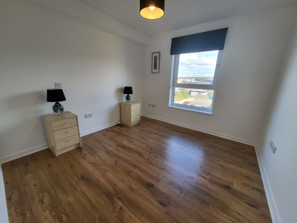 Additional image 6 of 2 bed flat to rentAbbey Place, Paisley, Renfrewshire PA1