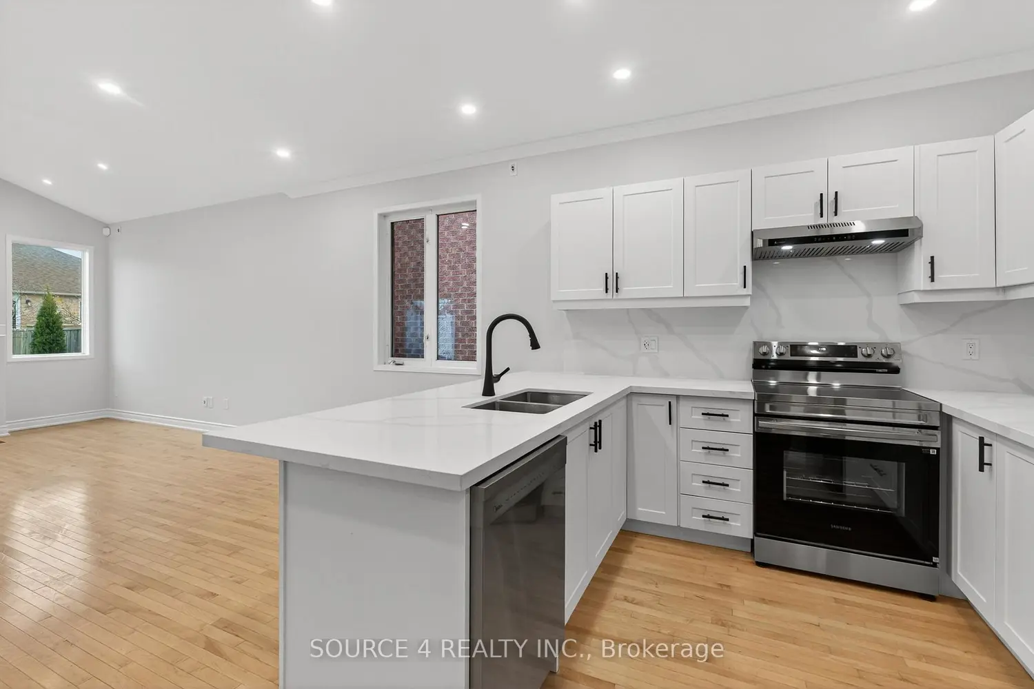 100 Tunbridge Road photo 4
