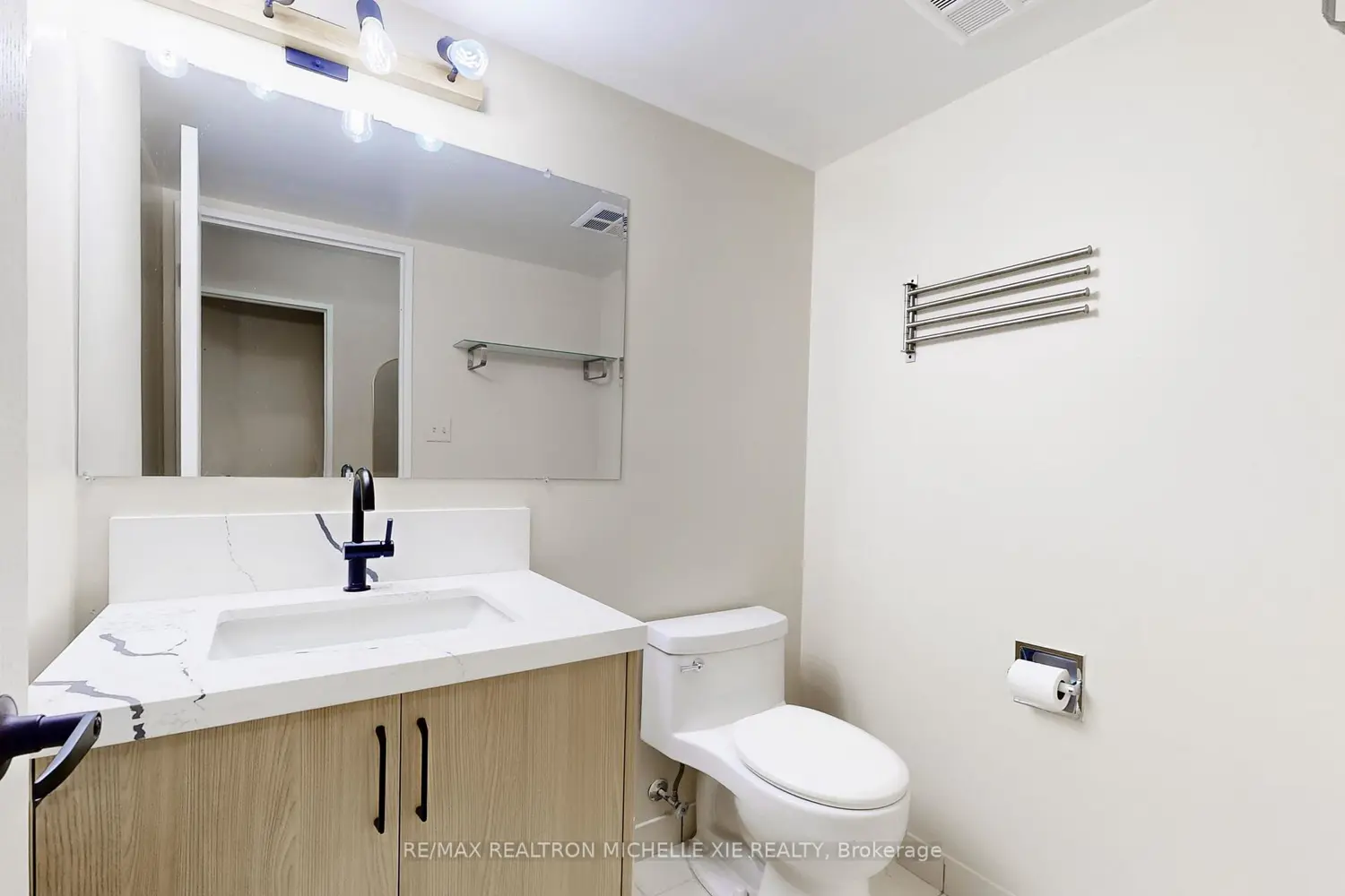 Additional image 7 of 175 Bamburgh Circle 212