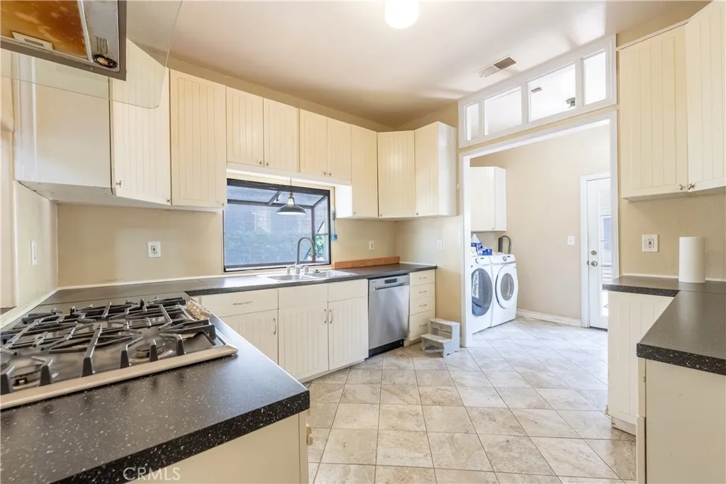 Additional image 51 of 347 W Lemon Ave, Monrovia, CA 91016