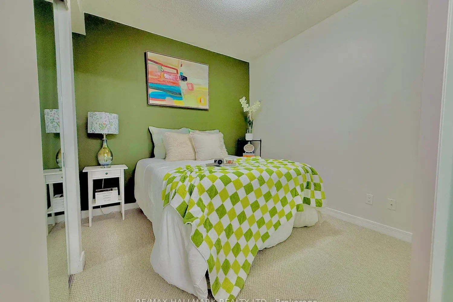 Additional image 10 of 621 Sheppard Avenue 619