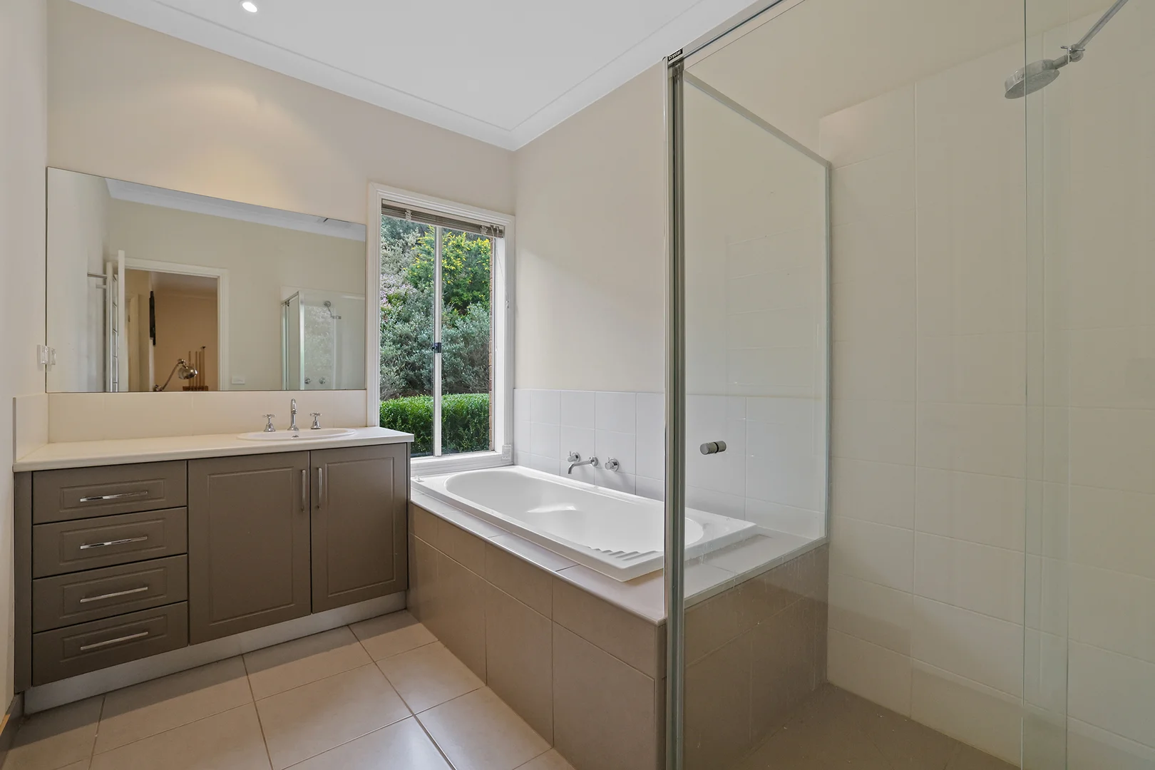 Additional image 13 of 105 Hopetoun Road, Drouin VIC 3818