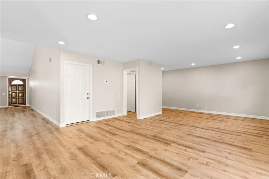 Additional image 35 of 10 Poinsettia, Irvine, CA 92604