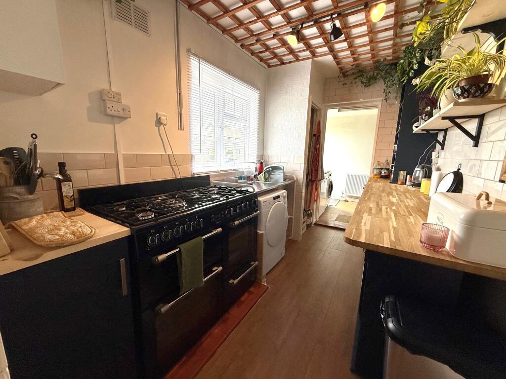 Additional image 20 of Goldcroft, Yeovil, Somerset, BA21 4DA