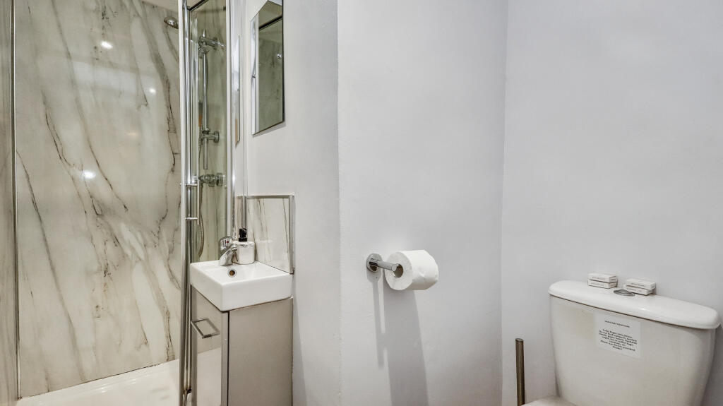 Additional image 13 of Chilkwell Street, Glastonbury