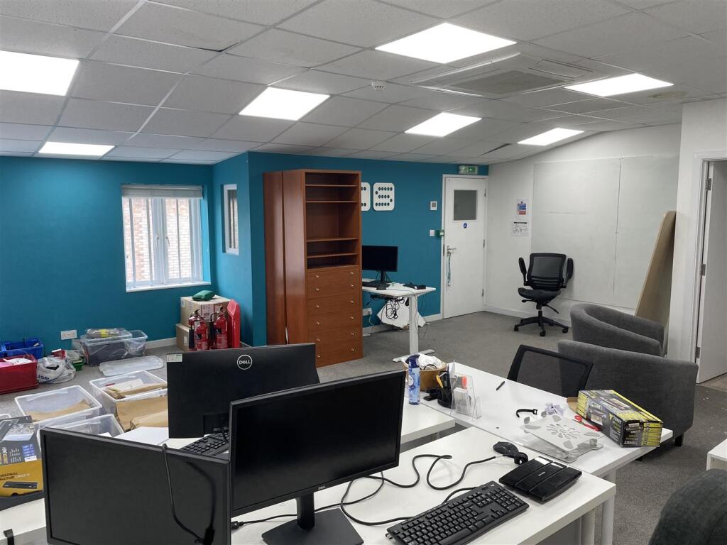 Additional image 2 of Oxford Road, Yeovil