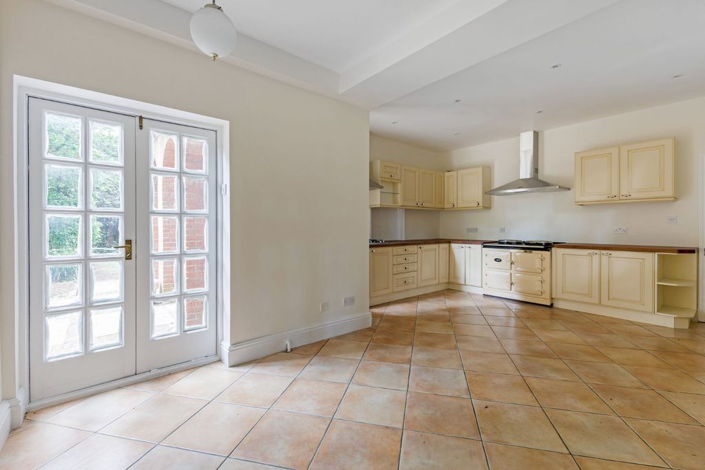Additional image 4 of 6 bed detached house to rentWoodstock Road, Oxford, Oxfordshire OX2
