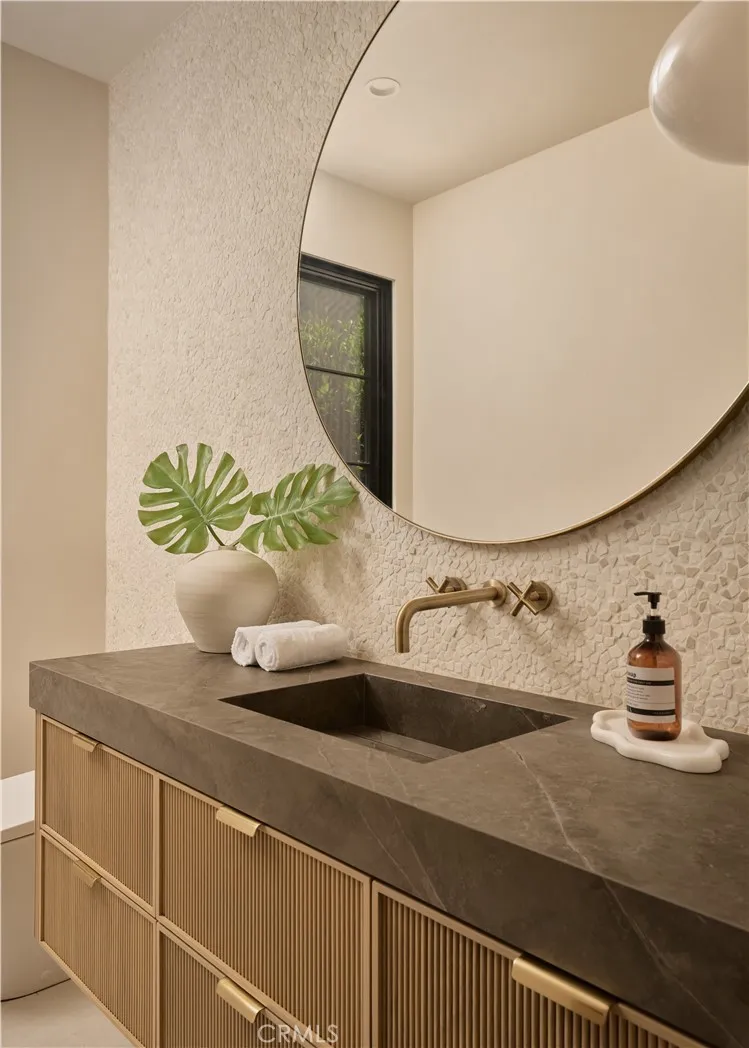 Additional image 64 of 13024 Bloomfield Street, Studio City, CA 91604