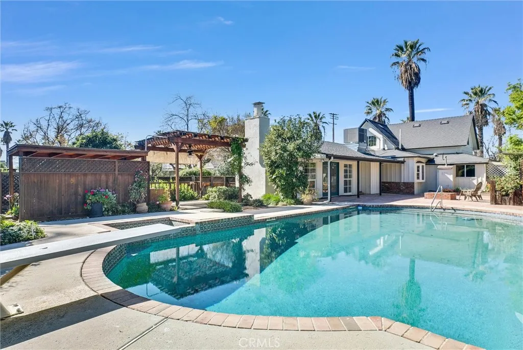 Additional image 88 of 527 W Palm Ave, Redlands, CA 92373